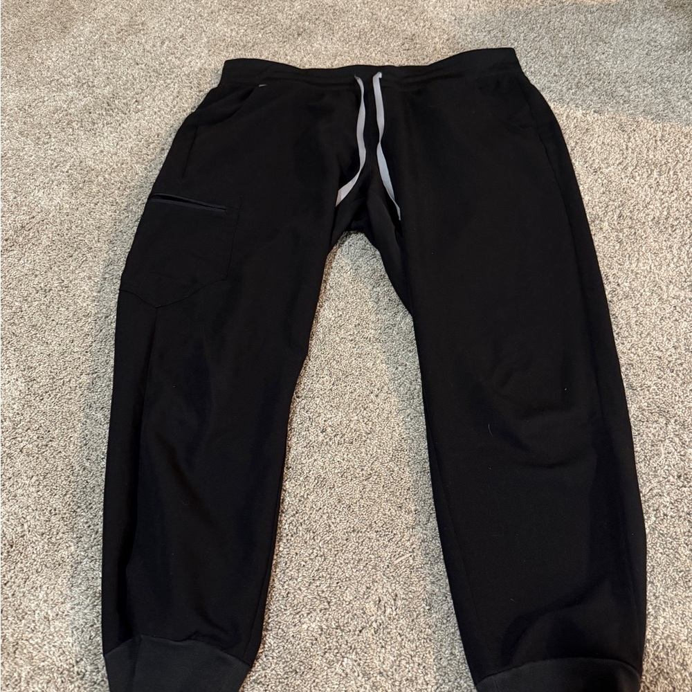 Figs Women’s Black Jogger Sweatpants